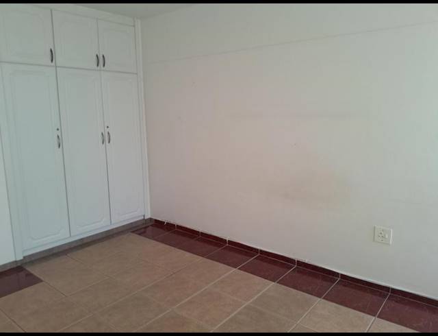 2 BEDROOM PROPERTY TO RENT IN NORTH BEACH